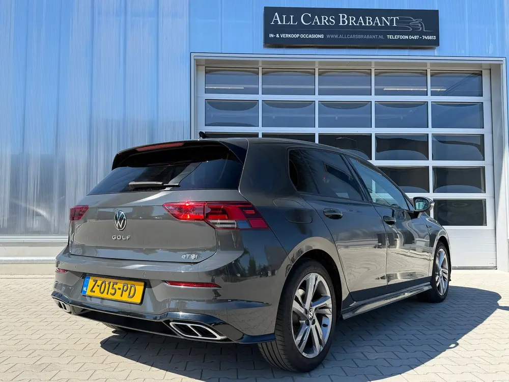 Volkswagen Golf 1.5 eTSI R-Line Business , led, 2 x R- line uit 2021, foto 2