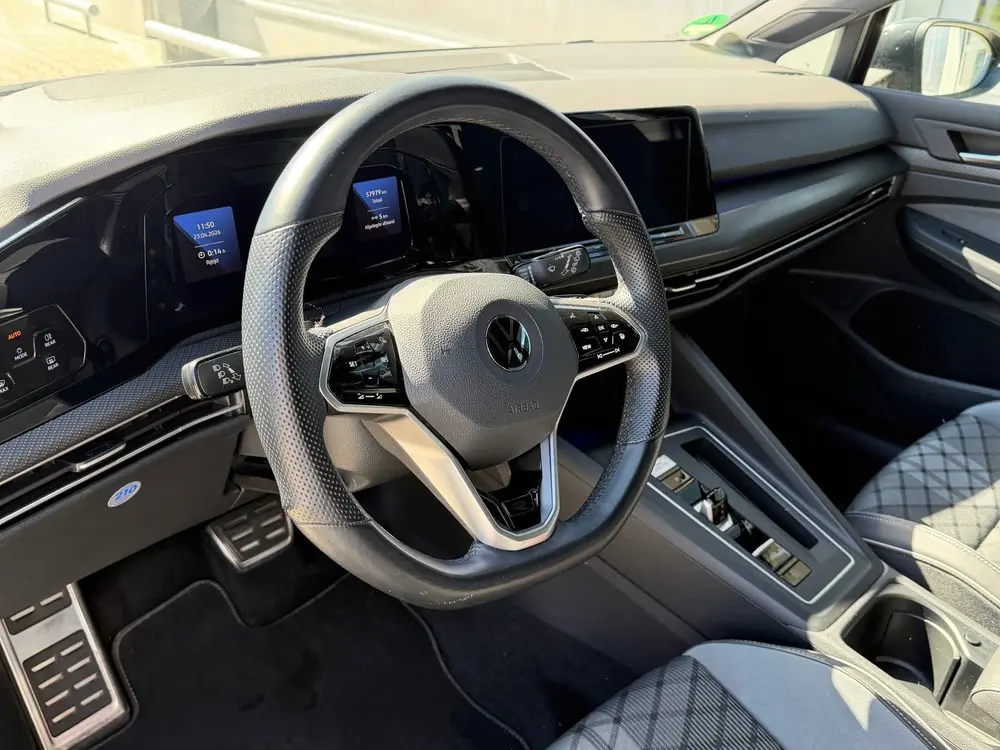 Volkswagen Golf 1.5 eTSI R-Line Business , led, 2 x R- line uit 2021, foto 5