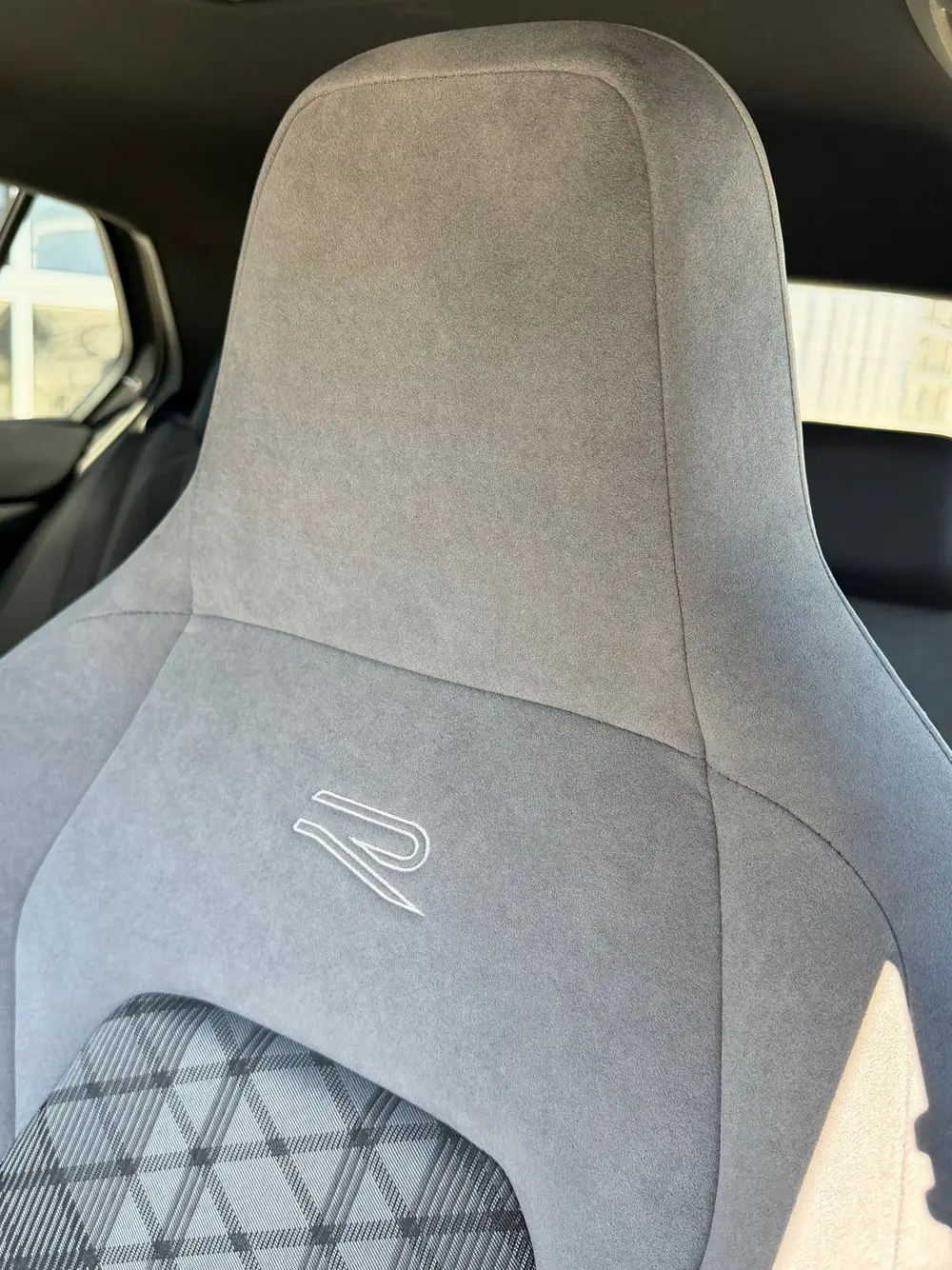 Volkswagen Golf 1.5 eTSI R-Line Business , led, 2 x R- line uit 2021, foto 6