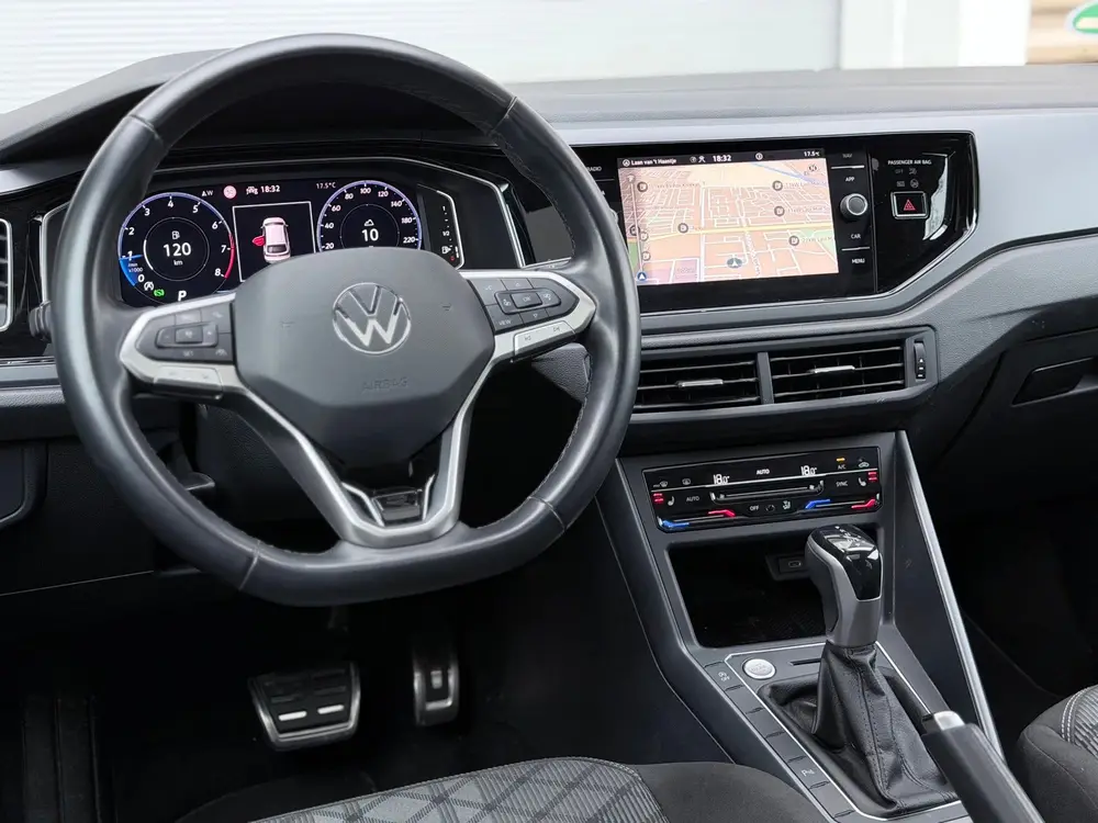 Volkswagen Taigo 1.5 TSI R-Line Pano/Keyless/Camera uit 2022, foto 11
