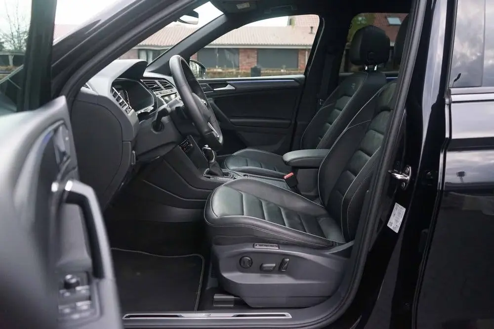 Volkswagen Tiguan 3X R-Line 2.0 TSI 4Motion 245PK R uit 2021, foto 10