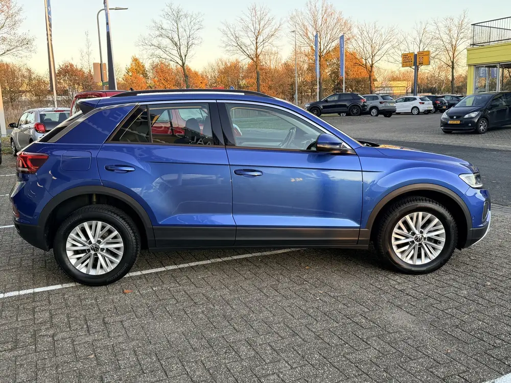 Volkswagen T-Roc 1.0 TSI Life | LED | Apple Carplay | Adapt. uit 2023, foto 8