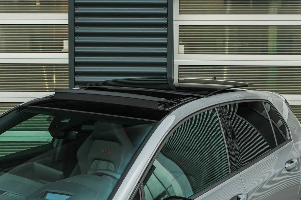 Volkswagen Golf GTI 2.0 TSI 265pk DSG | DCC Onderstel | Pano uit 2025, foto 17