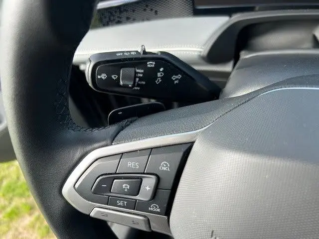 Volkswagen Passat Variant 1.5 eTSI Elegance Business uit 2024, foto 16