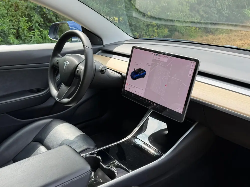 Tesla Model 3 Long Range AWD 75 kWh |SOH 88% + Trekhaak + BT uit 2019, foto 3