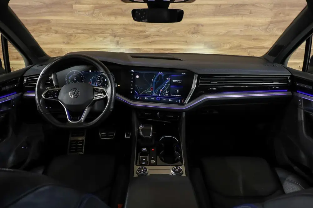 Volkswagen Touareg 3.0 TSi 4MOTION R|Massage|Pano|HUD|Trekha uit 2021, foto 3