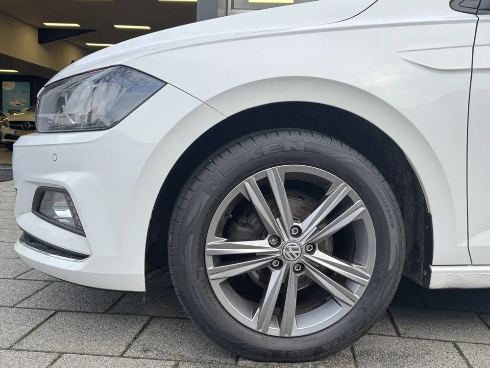 Volkswagen Polo 1.0 TSI Highline - Apple CarPlay / Navigatie uit 2020, foto 17