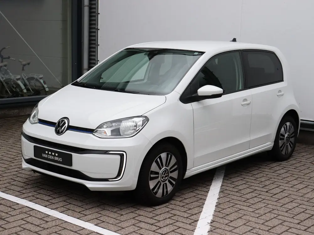 Volkswagen E-Up! | Cruisecontrol | Camera | Sfeerverlichting uit 2021, foto 3