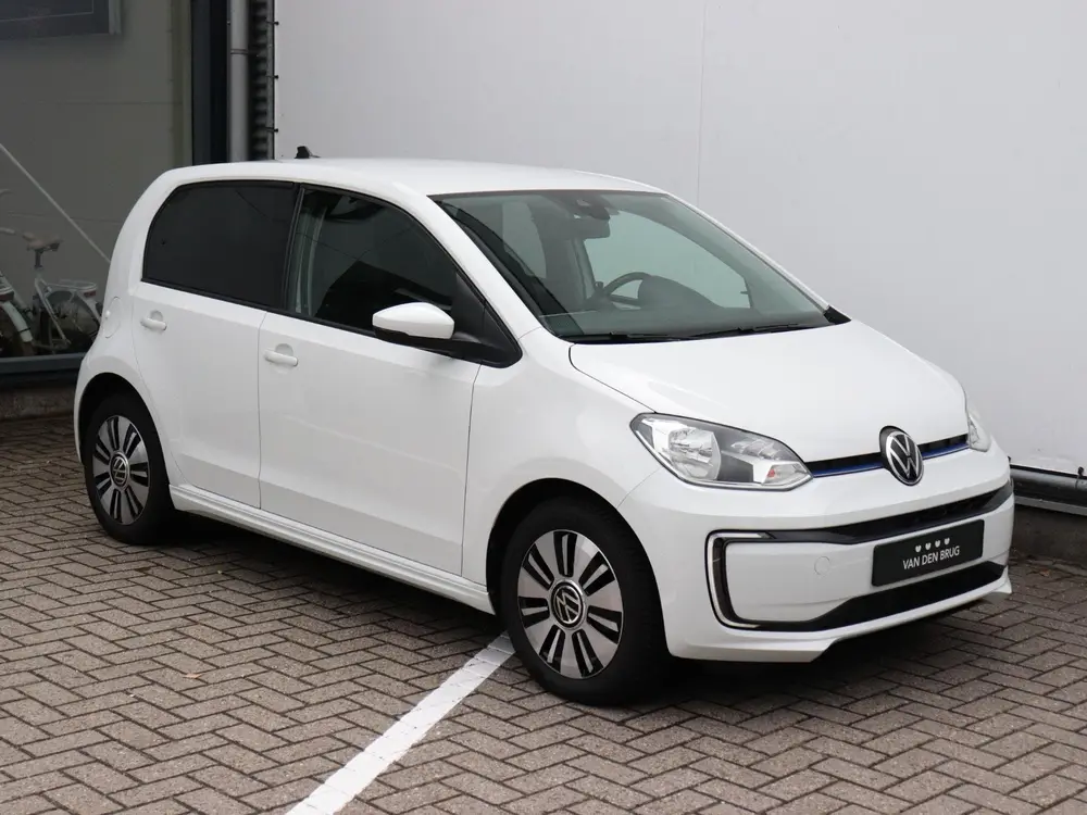 Volkswagen E-Up! | Cruisecontrol | Camera | Sfeerverlichting uit 2021, foto 6