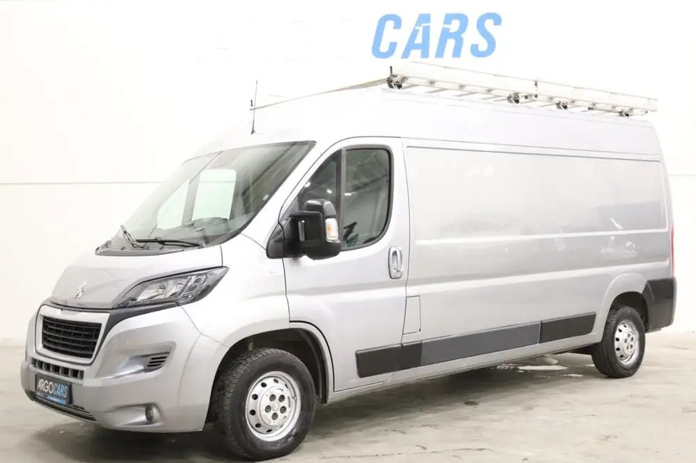 Peugeot Boxer 2.2 BlueHDi L3/H2 GRIJS 165PK LED IMPERIAAL NA uit 2020