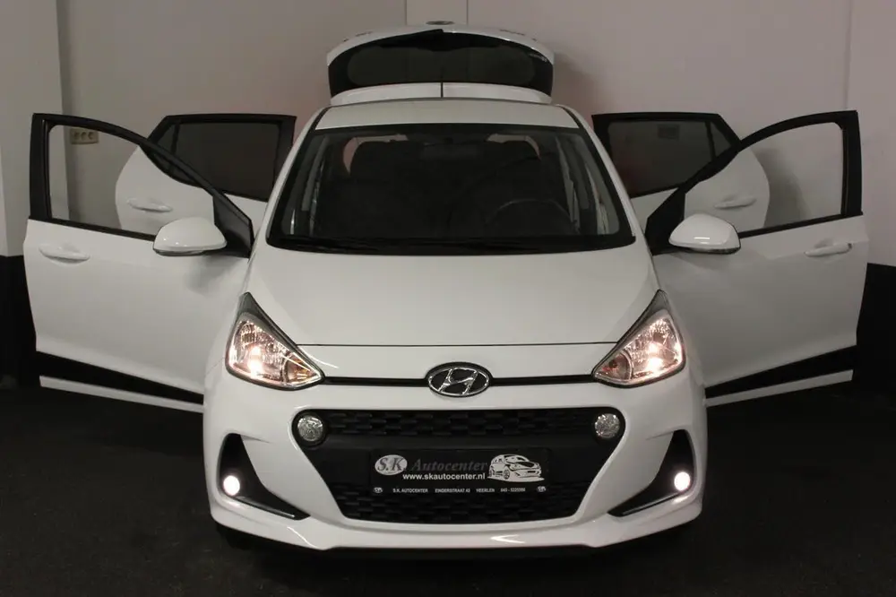 Hyundai I10 STYLE 1.2*NAVI*STUUR+STOELVERWARMING 1E EIGEN uit 2019, foto 3
