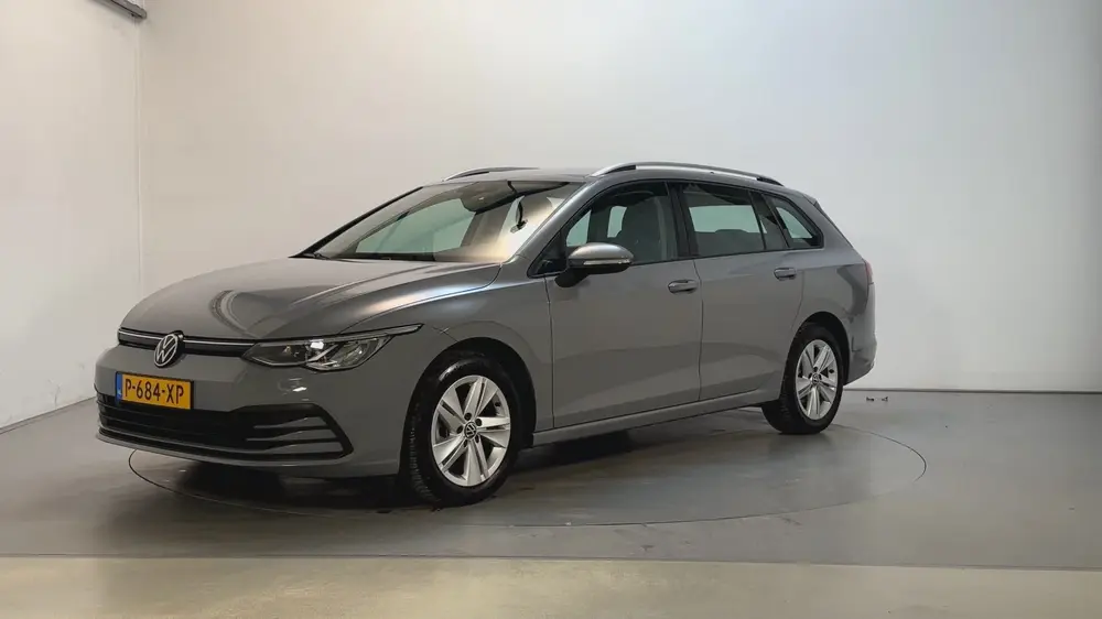 Volkswagen Golf Variant 1.0 eTSI DSG Life Sfeerverlichting N uit 2022, foto 8