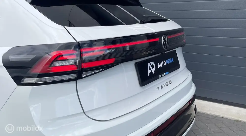 Volkswagen Taigo 1.5 TSI DSG 3xR-Line 150PK Pano Ac uit 2022, foto 18