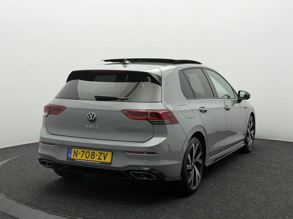 Volkswagen Golf 1.5 TSI R-Line | Panoramadak | Adaptive Crui uit 2022, foto 3