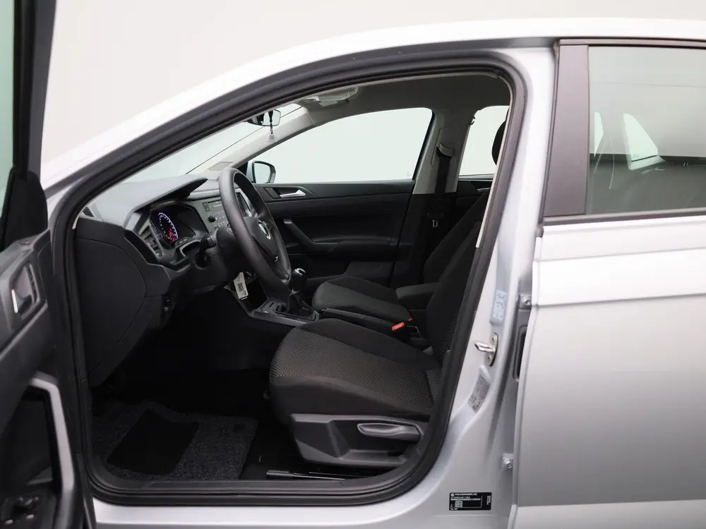 Volkswagen Polo 1.0 MPI Trendline uit 2021, foto 9