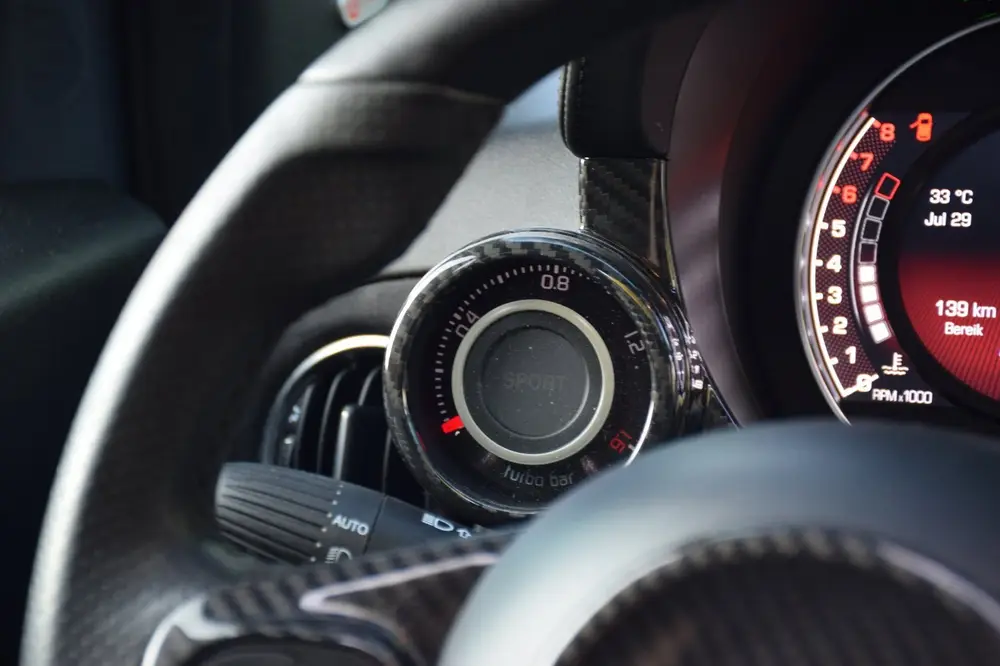 Fiat 500 Abarth Turismo Pack Rosso/Garantie/Carplay/Carbon uit 2019, foto 12