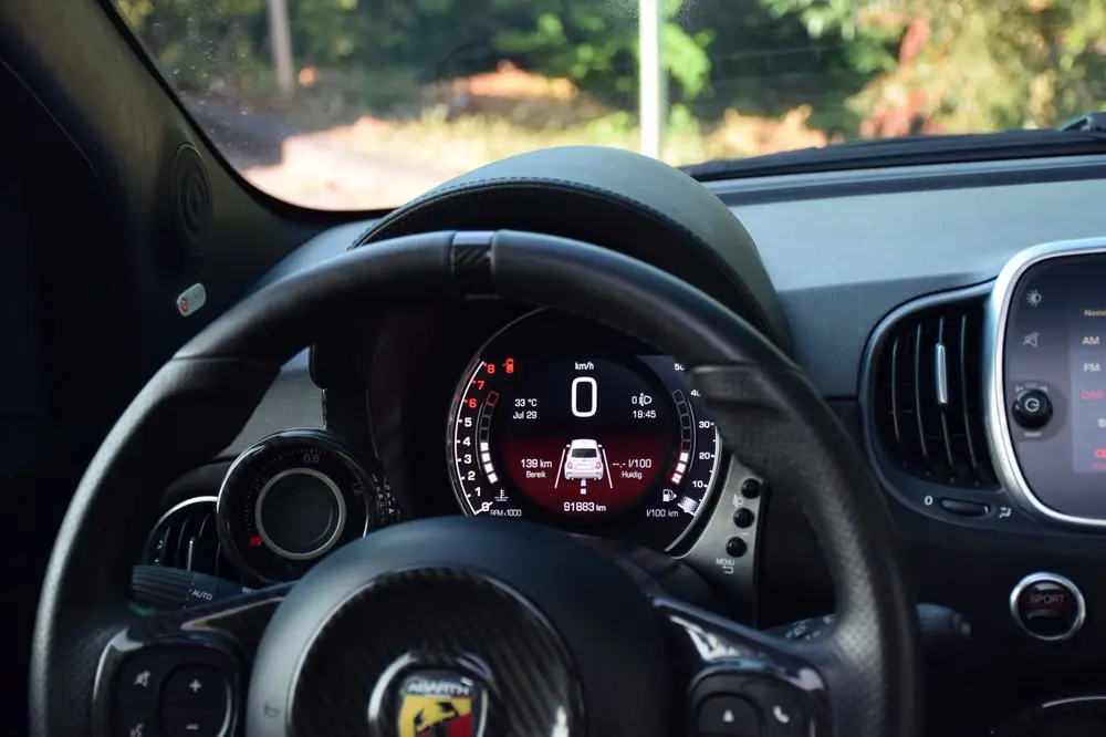 Fiat 500 Abarth Turismo Pack Rosso/Garantie/Carplay/Carbon uit 2019, foto 15