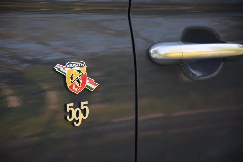 Fiat 500 Abarth Turismo Pack Rosso/Garantie/Carplay/Carbon uit 2019, foto 19