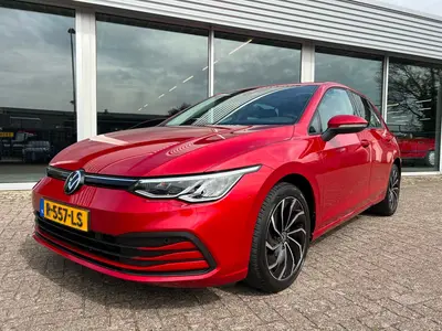 Volkswagen Golf 1.5 TSI Life Business, OrigNL uit 2022
