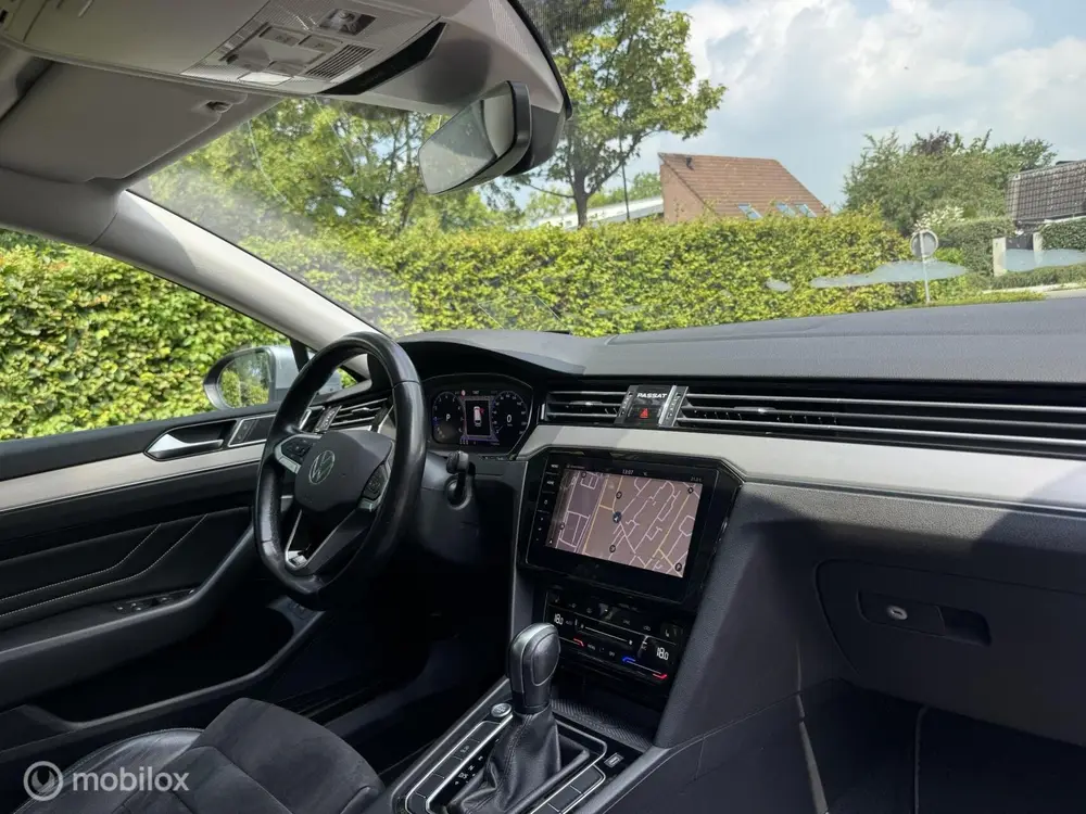 Volkswagen Passat Variant 1.5 TSI R-Line Business +/HUD/OHDO uit 2020, foto 14