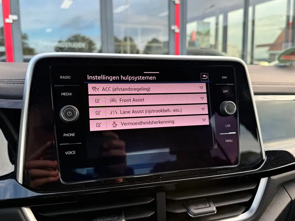 Volkswagen T-Roc 1.0 TSI R-Line Business | 1e Eigenaar | ACC uit 2024, foto 15