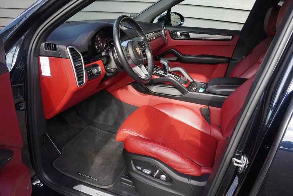 Porsche Cayenne 3.0 E-Hybrid - LEDER - 360 CAMERA - TREKHAAK uit 2019, foto 8