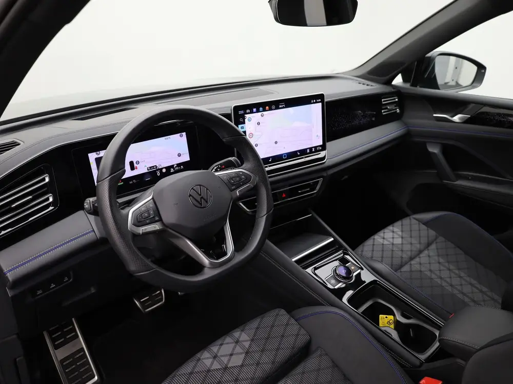 Volkswagen Tiguan 1.5 eTSI R-Line Edition | Head Up | Side A uit 2024, foto 6
