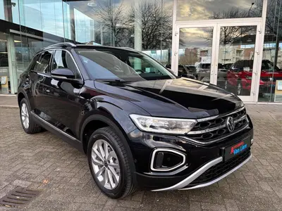 Volkswagen T-Roc 1.5 TSI 150pk 7-DSG Style| Camera| Keyless| uit 2024