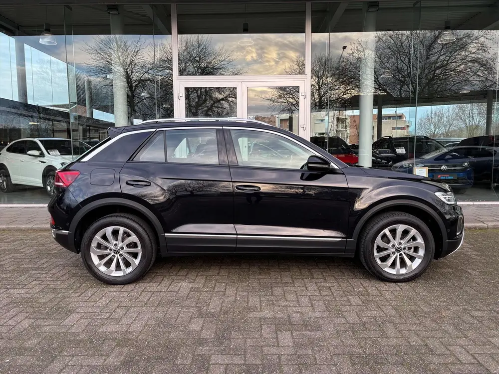 Volkswagen T-Roc 1.5 TSI 150pk 7-DSG Style| Camera| Keyless| uit 2024, foto 3