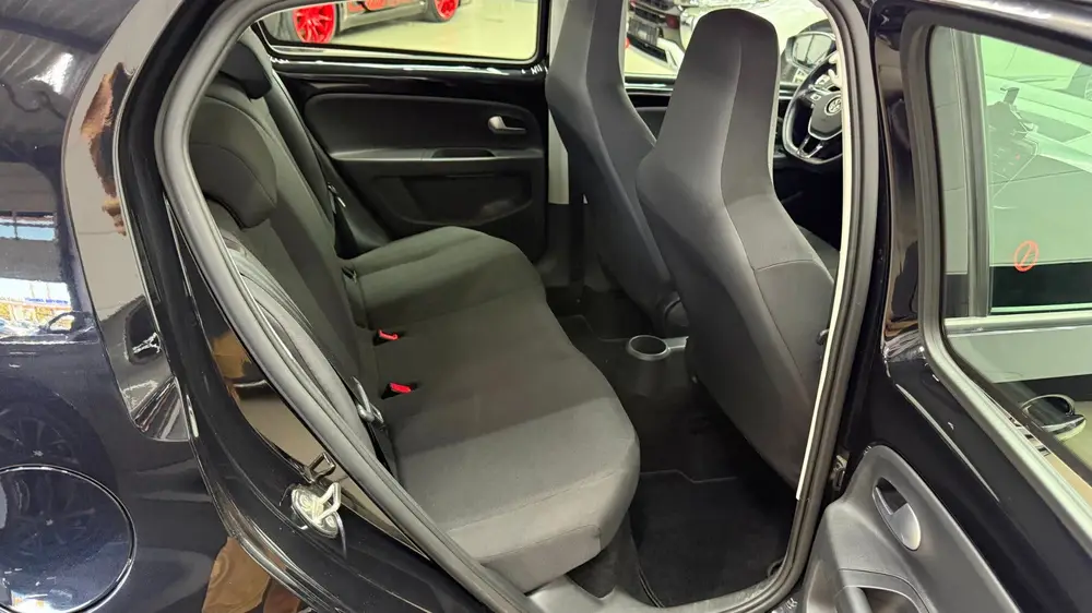 Volkswagen UP! 1.0 navigatie- en multimediasysteem. uit 2020, foto 18
