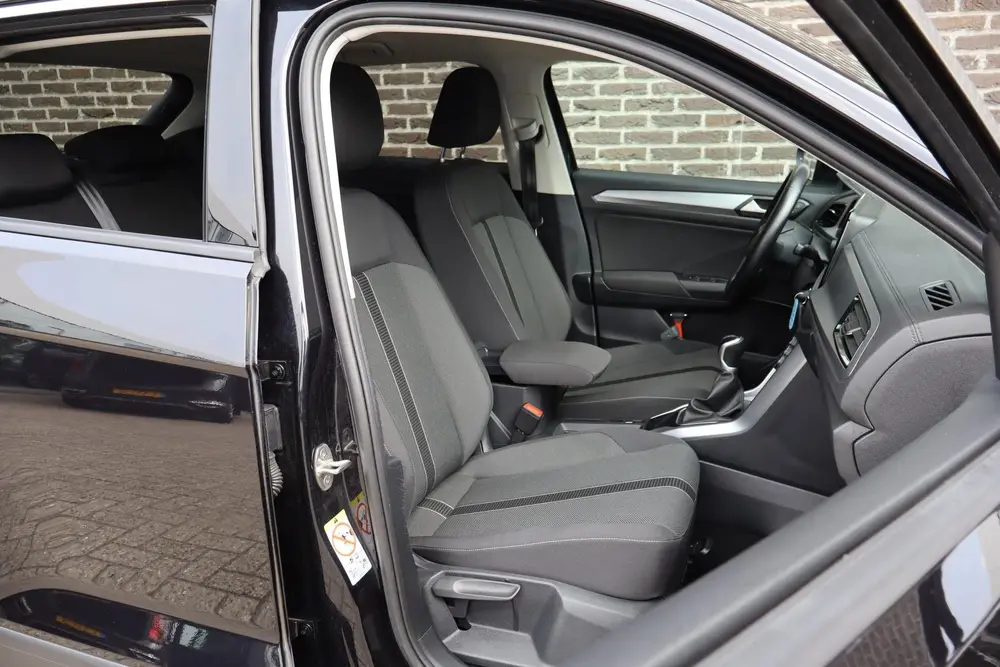 Volkswagen T-Roc 1.0 TSI 110pk Life | Cruise Control Adaptie uit 2022, foto 16