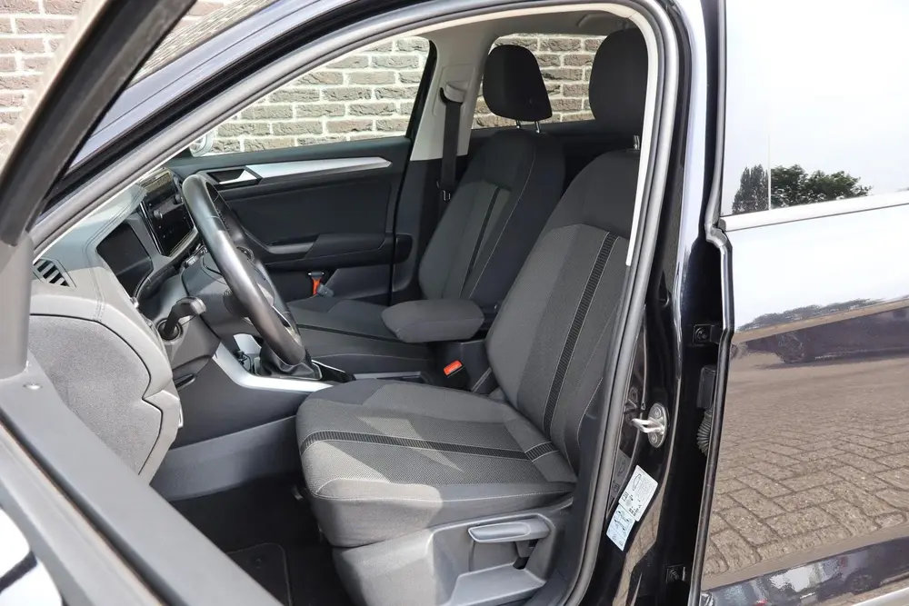 Volkswagen T-Roc 1.0 TSI 110pk Life | Cruise Control Adaptie uit 2022, foto 4