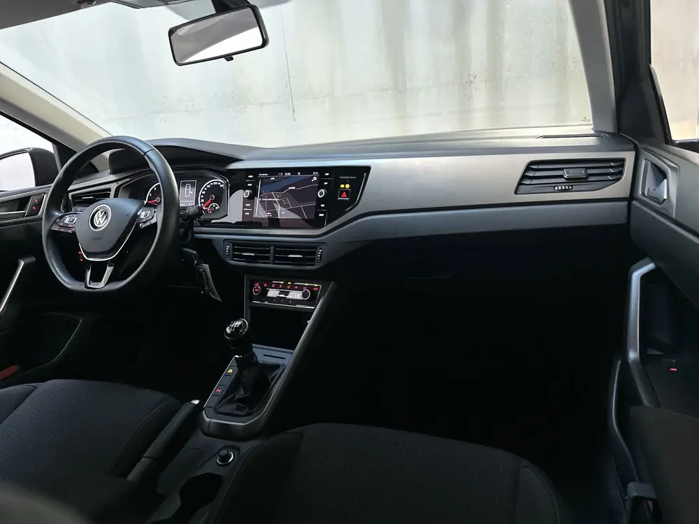 Volkswagen Polo 1.0 TSI Comfortline Business Climate Control uit 2021, foto 2