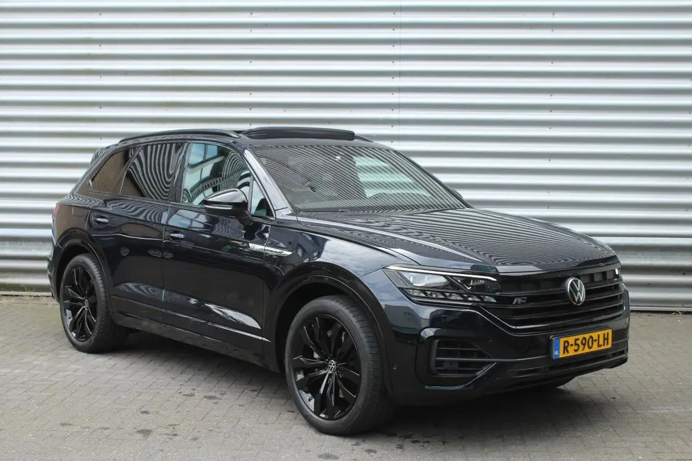 Volkswagen Touareg 3.0 TSI 340pk R-Line DSG8 Panoramadak Tre uit 2021, foto 3