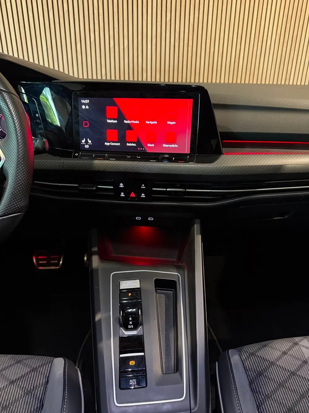 Volkswagen Golf 1.5 eTSI R-Line|Pano|Carplay|Sfeer uit 2020, foto 13