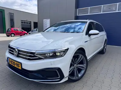 Volkswagen Passat Variant 1.4 TSI PHEV GTE Business|HUD|pano uit 2020