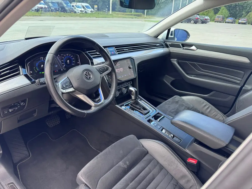 Volkswagen Passat Variant 1.4 TSI PHEV GTE Business|HUD|pano uit 2020, foto 11