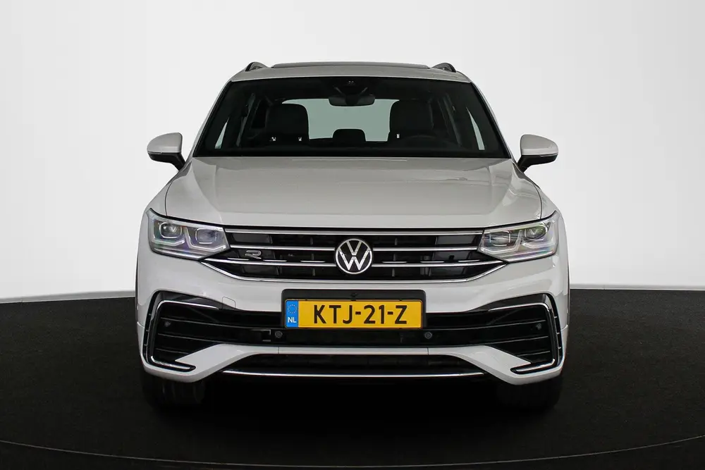 Volkswagen Tiguan 1.4 TSI eHybrid R-Line Business+ Pano Trek uit 2022, foto 16