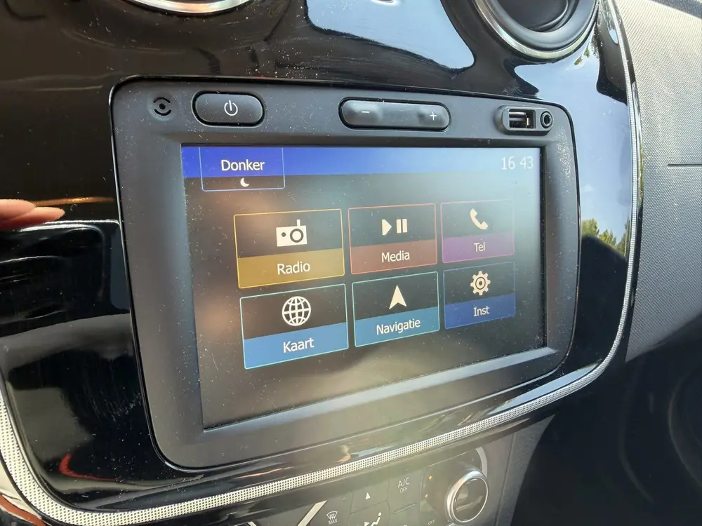 Dacia Logan MCV 0.9 TCe Tech Road (bj 2019) uit 2019, foto 7