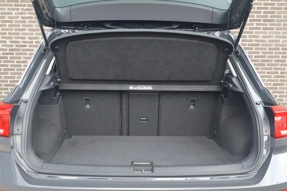 Volkswagen T-Roc 1.0 TSI 110pk Style | Navigatie | Adaptieve uit 2021, foto 18