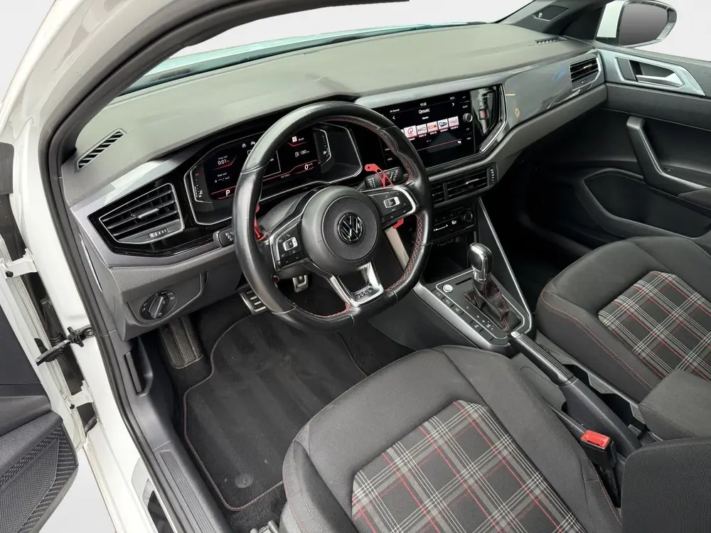 Volkswagen Polo 2.0 TSI GTI Automaat / Panoramadak/ Virtual uit 2019, foto 9