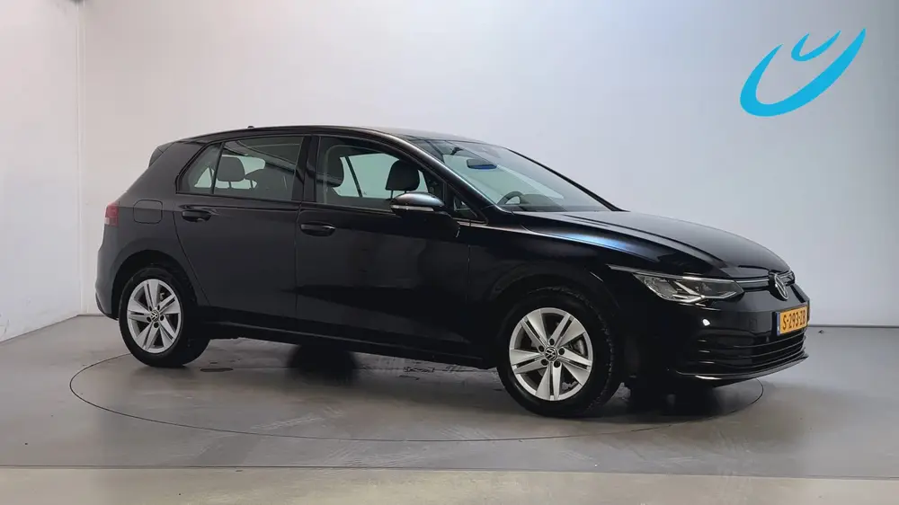 Volkswagen Golf 1.0 eTSI DSG 110pk Life Business Sfeerverlic uit 2023