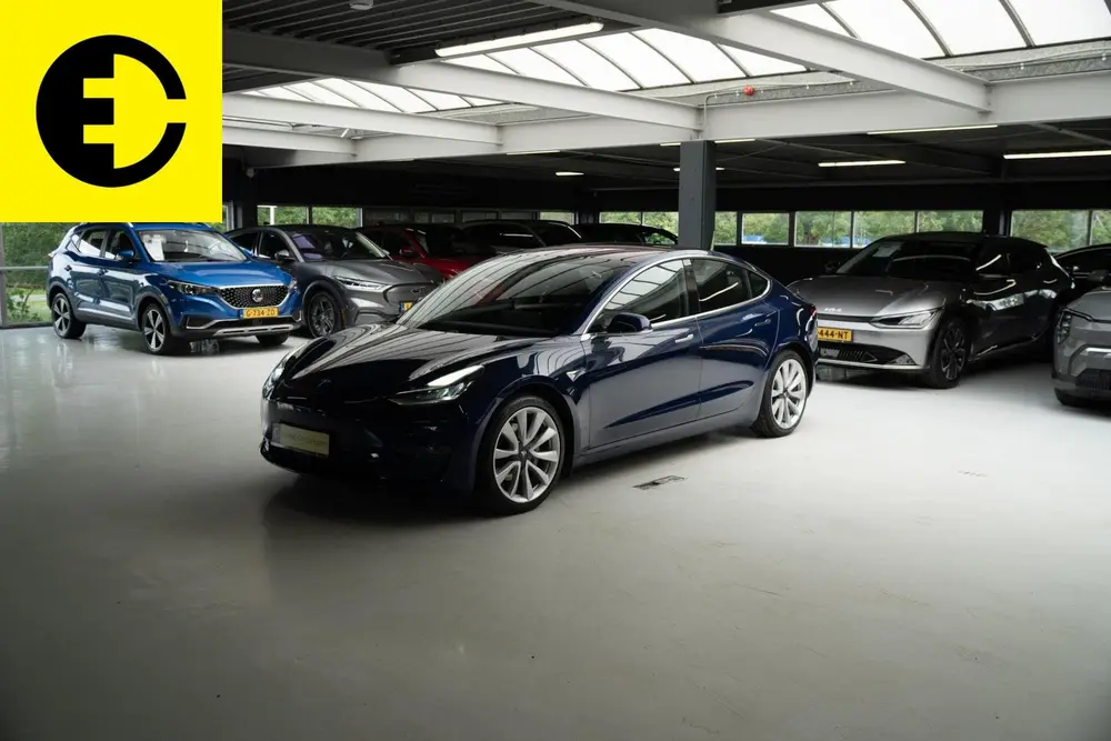 Tesla Model 3 Long Range AWD 75 kWh | SOH 90,4% | Lichtmetal uit 2019, foto 16