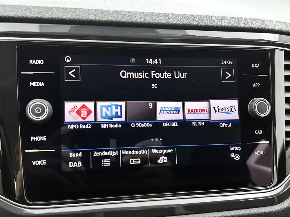 Volkswagen T-Roc 1.5TSI 150pk Sport | 18" LMV | App-connect uit 2020, foto 8