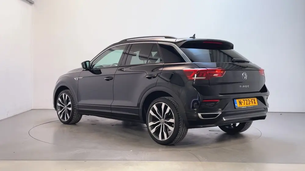 Volkswagen T-Roc 1.5 TSI 150pk DSG Sport Business R R-Line C uit 2021, foto 6