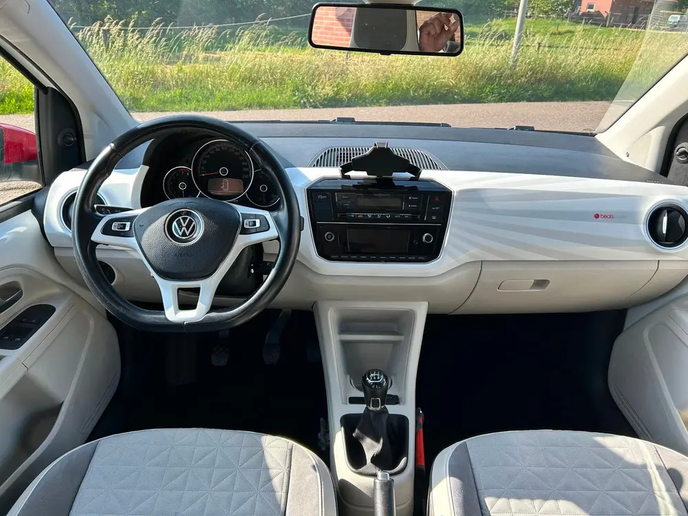 Volkswagen Up! 1.0 beats // 132.000 km // Nieuwe APK ! uit 2020, foto 12