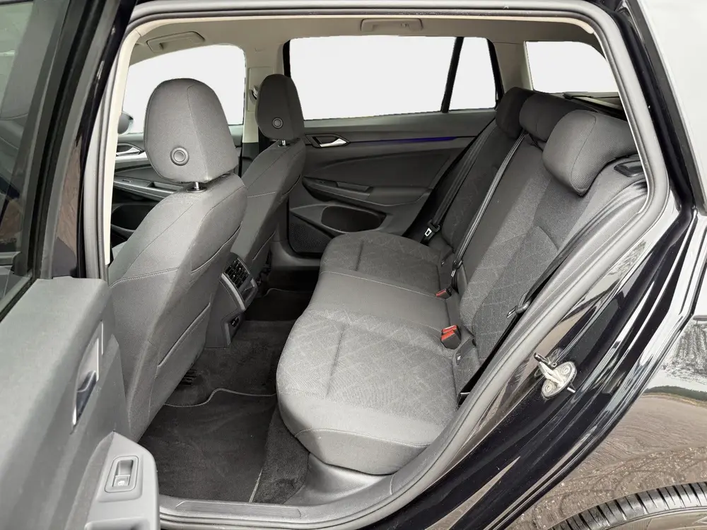 Volkswagen Golf Variant 1.0 TSI Life uit 2021, foto 13