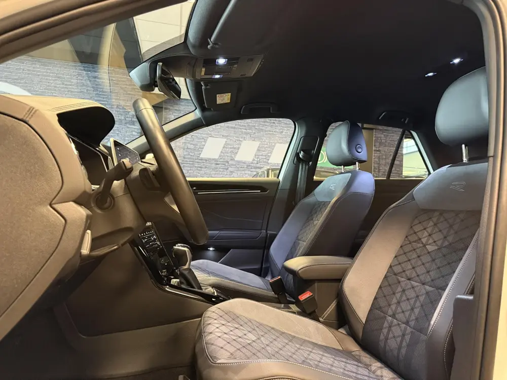 Volkswagen T-Roc 1.5 TSI R-Line Business |Carplay|ACC|Elek A uit 2024, foto 10