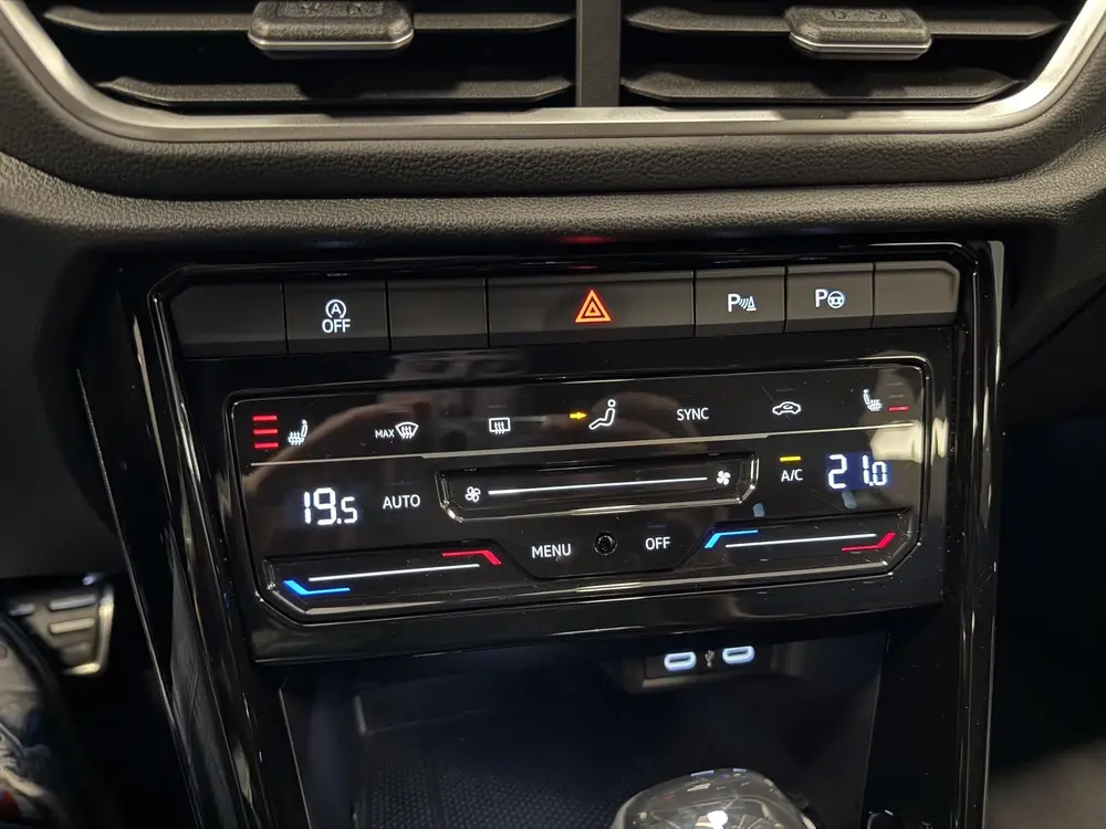 Volkswagen T-Roc 1.5 TSI R-Line Business |Carplay|ACC|Elek A uit 2024, foto 17