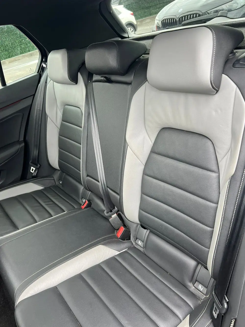 Volkswagen Golf 8 GTD. 2.0D 147KW Dsg7 2021 Zwart uit 2021, foto 6